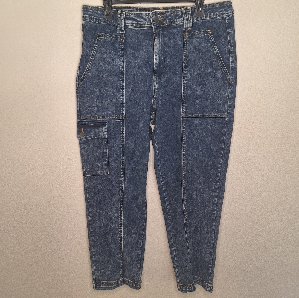 TIME AND TRU High Rise Blue Jeans Size 16